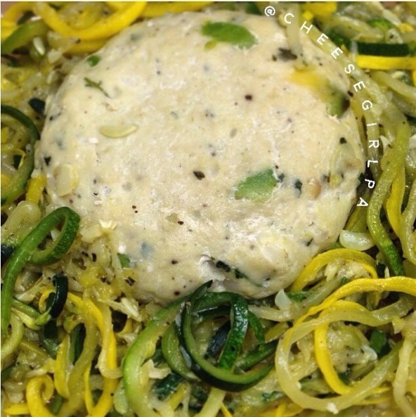 cilantro-avocado-chicken-burger